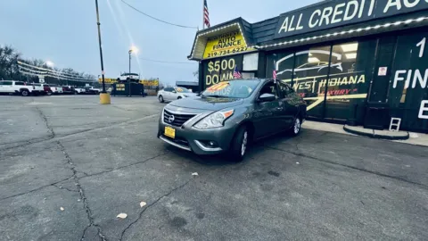 Gray 2018 NISSAN VERSA SV for sale in Valparaiso, IN