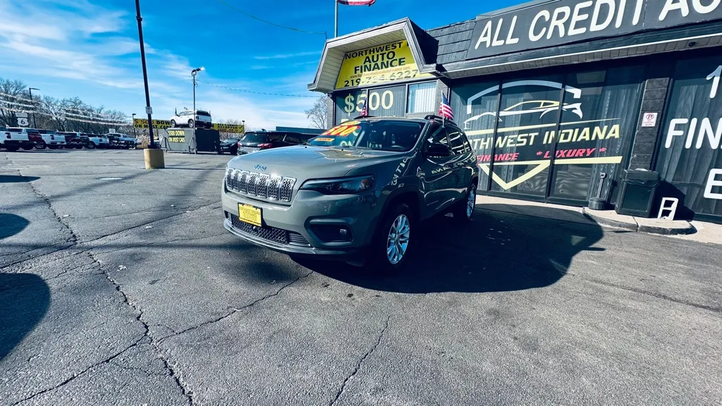 Gray 2022 JEEP CHEROKEE LATITUDE LUX for sale in Valparaiso, IN