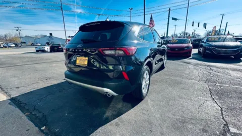More photos of 2024 FORD ESCAPE ACTIVE at NWI AUTO FINANCE Valparaiso, IN