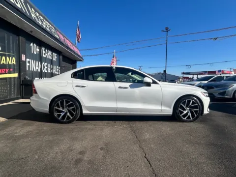 More photos of 2019 VOLVO S60 T5 MOMENTUM at NWI AUTO FINANCE Valparaiso, IN