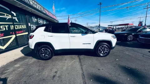More photos of 2025 JEEP COMPASS TRAILHAWK at NWI AUTO FINANCE Valparaiso, IN