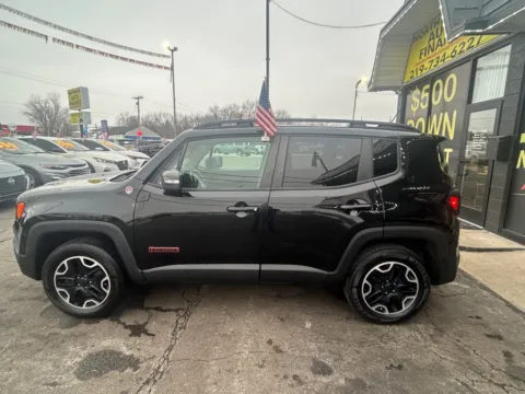 More photos of 2016 JEEP RENEGADE TRAILHAWK at NWI AUTO FINANCE Valparaiso, IN