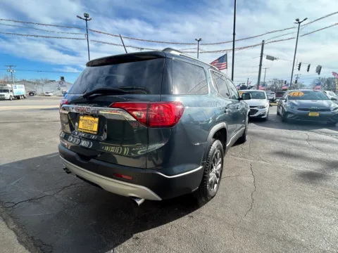 More photos of 2019 GMC ACADIA SLT-1 at NWI AUTO FINANCE Valparaiso, IN