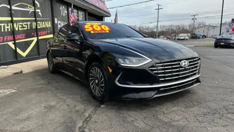 Black 2023 HYUNDAI SONATA LIMITED HYBRID for sale in Valparaiso, IN