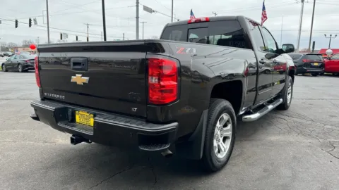 Another view of 2018 CHEVROLET SILVERADO 1500 LT for sale in Valparaiso, IN at NWI AUTO FINANCE Valparaiso