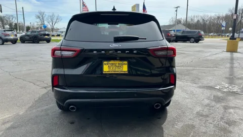 More photos of 2023 FORD ESCAPE ST LINE at NWI AUTO FINANCE Valparaiso, IN