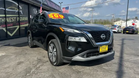 Black 2022 NISSAN ROGUE SV for sale in Valparaiso, IN