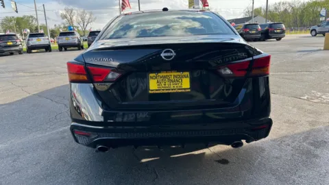 More photos of 2023 NISSAN ALTIMA SL at NWI AUTO FINANCE Valparaiso, IN