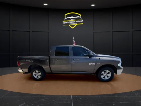 More photos of 2017 RAM 1500 ST TRADESMAN at NWI AUTO FINANCE Valparaiso, IN