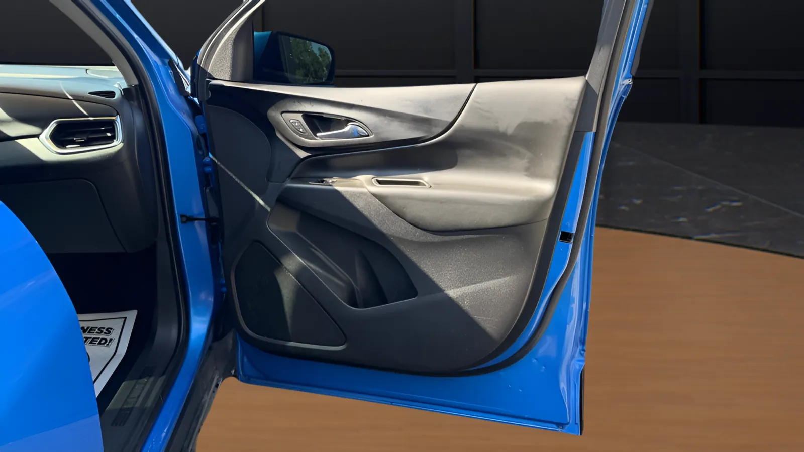 2024 Chevrolet Equinox LT - Photo 12