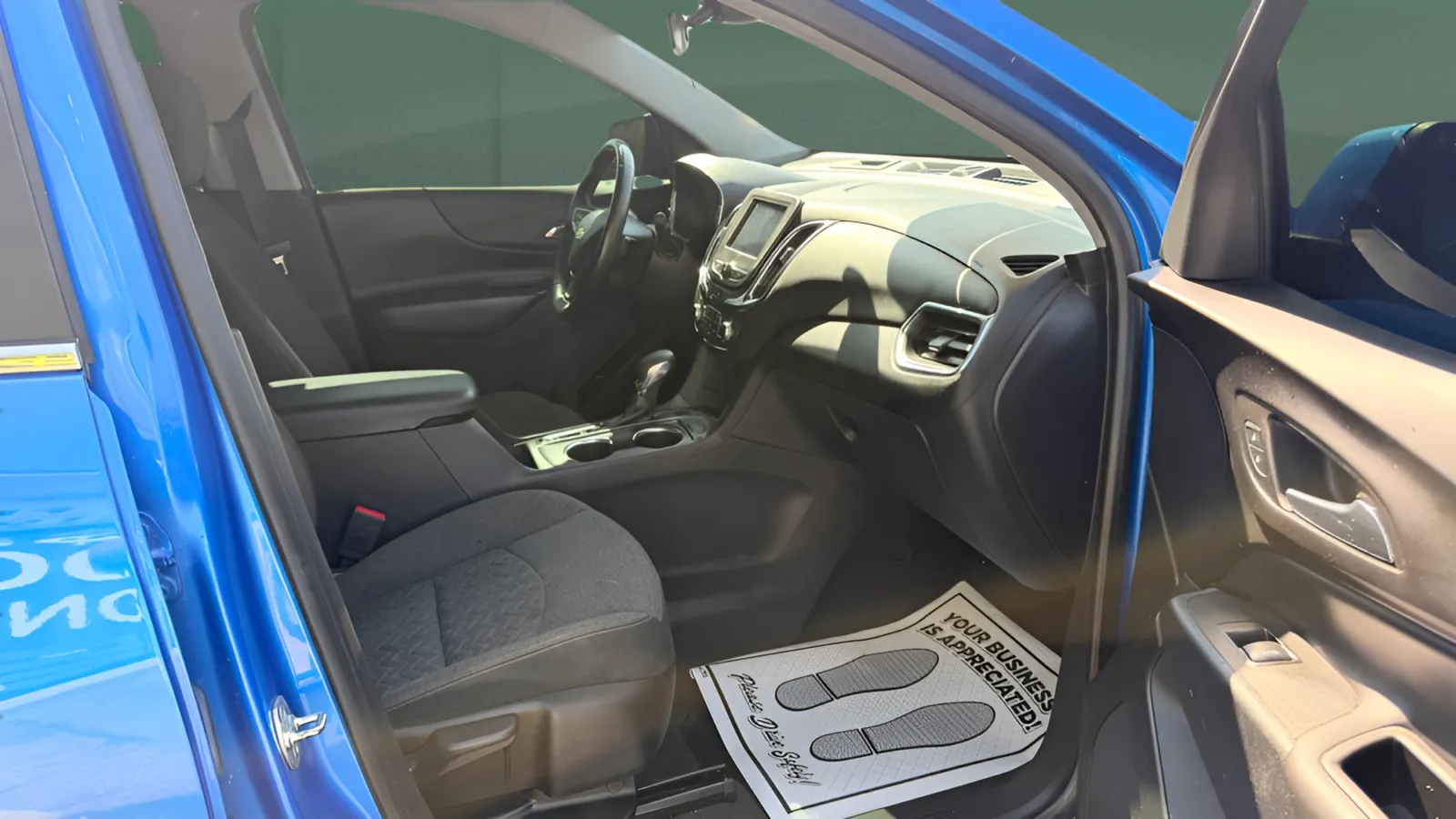 2024 Chevrolet Equinox LT - Photo 13