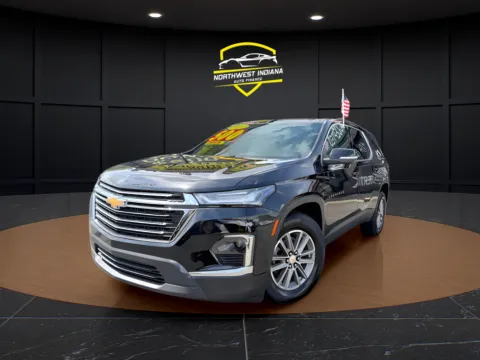 Black 2023 CHEVROLET TRAVERSE LT for sale in Valparaiso, IN