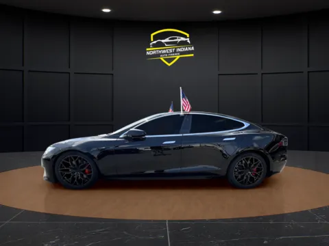 More photos of 2021 TESLA MODEL S PERFORMANCE at NWI AUTO FINANCE Valparaiso, IN