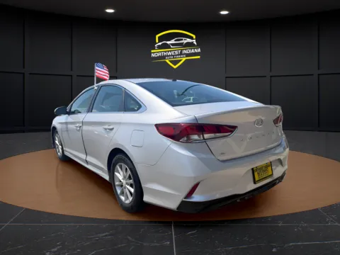 Another view of 2018 HYUNDAI SONATA SE for sale in Valparaiso, IN at NWI AUTO FINANCE Valparaiso
