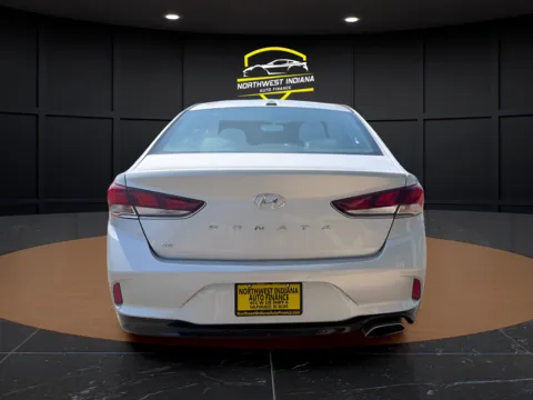 More photos of 2018 HYUNDAI SONATA SE at NWI AUTO FINANCE Valparaiso, IN
