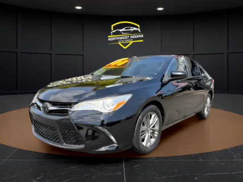 Black 2017 TOYOTA CAMRY SE for sale in Valparaiso, IN