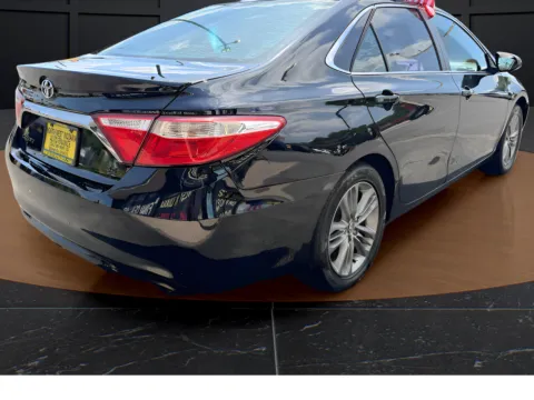 More photos of 2017 TOYOTA CAMRY SE at NWI AUTO FINANCE Valparaiso, IN