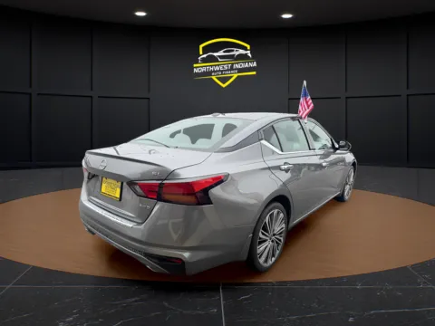 More photos of 2023 NISSAN ALTIMA 2.5 SL at NWI AUTO FINANCE Valparaiso, IN