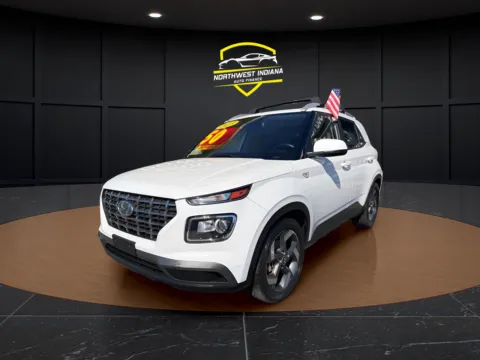 White 2023 HYUNDAI VENUE SEL for sale in Valparaiso, IN