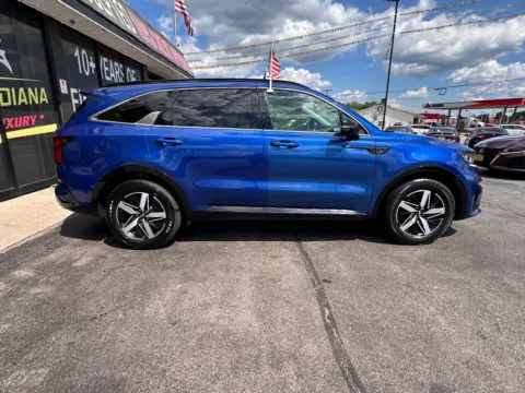 More photos of 2021 KIA SORENTO S at NWI AUTO FINANCE Valparaiso, IN