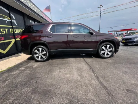 More photos of 2021 Chevrolet Traverse LT Leather at NWI AUTO FINANCE Valparaiso, IN