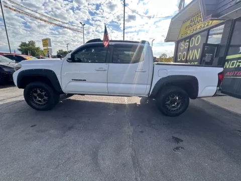 More photos of 2019 TOYOTA TACOMA SR5 DOUBLE CAB at NWI AUTO FINANCE Valparaiso, IN