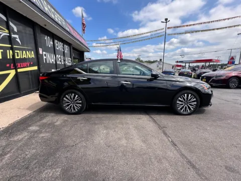 More photos of 2025 NISSAN ALTIMA SV at NWI AUTO FINANCE Valparaiso, IN