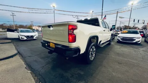 More photos of 2022 CHEVROLET SILVERADO 2500 CUSTOM at NWI AUTO FINANCE Valparaiso, IN