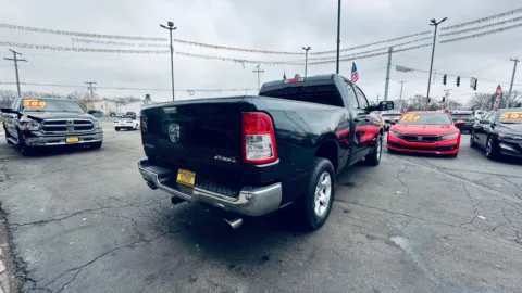 More photos of 2020 RAM 1500 BIG HORN/LONE STAR at NWI AUTO FINANCE Valparaiso, IN