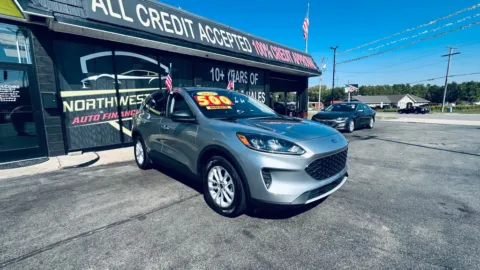Silver 2022 FORD ESCAPE SE for sale in Valparaiso, IN