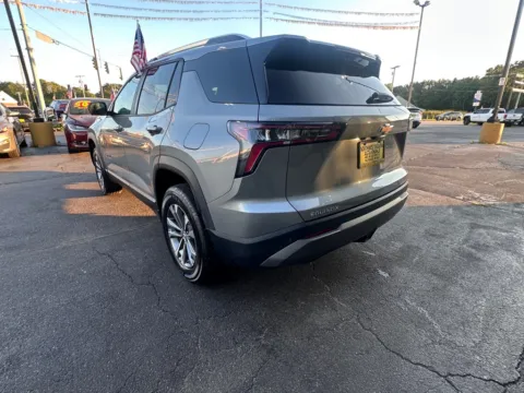 More photos of 2025 CHEVROLET EQUINOX LT at NWI AUTO FINANCE Valparaiso, IN