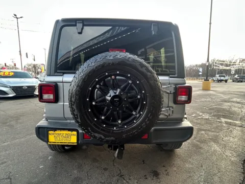 More photos of 2021 JEEP WRANGLER UNLIMI SAHARA at NWI AUTO FINANCE Valparaiso, IN