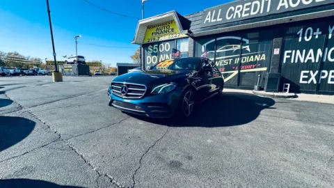 Green 2018 MERCEDES-BENZ E-CLASS E300 for sale in Valparaiso, IN