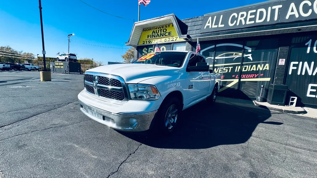 2018 RAM 1500 SLT for sale in Valparaiso, IN