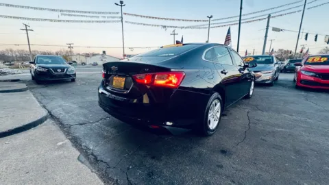 More photos of 2024 CHEVROLET MALIBU LT at NWI AUTO FINANCE Valparaiso, IN