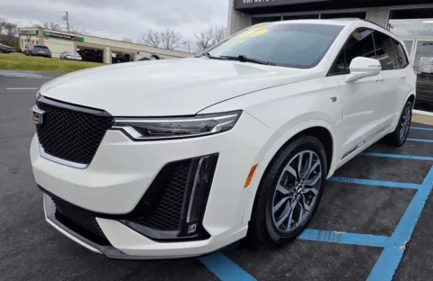More photos of 2021 CADILLAC XT6 SPORT at NWI Auto Luxury Merrillville, IN