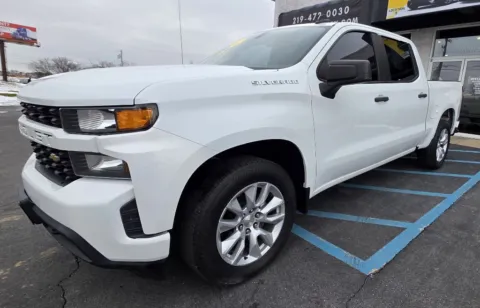 White 2021 CHEVROLET SILVERADO 1500 CUSTOM for sale in Merrillville, IN