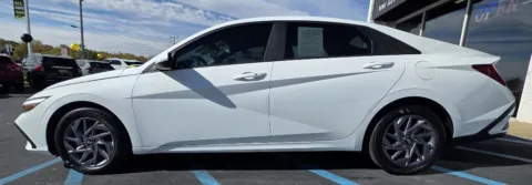 Another view of 2024 HYUNDAI ELANTRA HYBRID BLUE for sale in Merrillville, IN at NWI Auto Luxury Merrillville