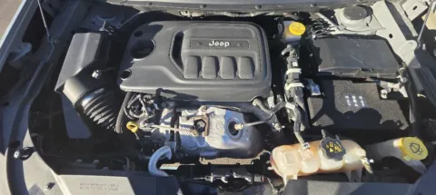 More photos of 2021 JEEP CHEROKEE LIMITED at NWI Auto Luxury Merrillville, IN