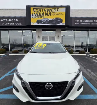 More photos of 2022 NISSAN ALTIMA 2.5 SR at NWI Auto Luxury Merrillville, IN