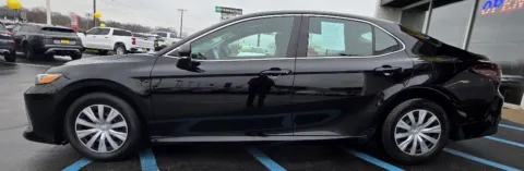 More photos of 2022 TOYOTA CAMRY HYBRID LE at NWI Auto Luxury Merrillville, IN