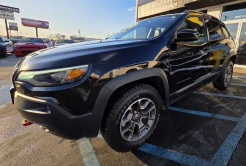 More photos of 2020 JEEP CHEROKEE TRAILHAWK at NWI Auto Luxury Merrillville, IN