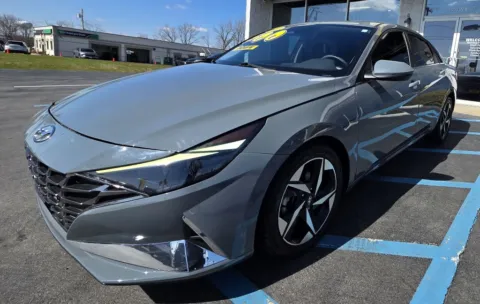 Gray 2021 HYUNDAI ELANTRA LIMITED for sale in Merrillville, IN