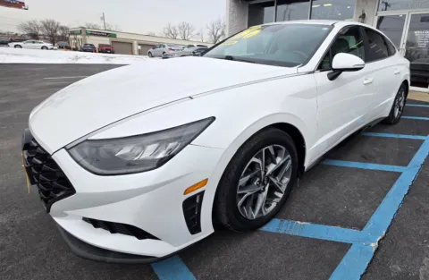 More photos of 2022 HYUNDAI SONATA SEL at NWI Auto Luxury Merrillville, IN