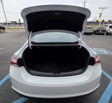 More photos of 2022 CHEVROLET MALIBU LT at NWI Auto Luxury Merrillville, IN