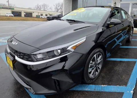 More photos of 2023 KIA FORTE LX at NWI Auto Luxury Merrillville, IN
