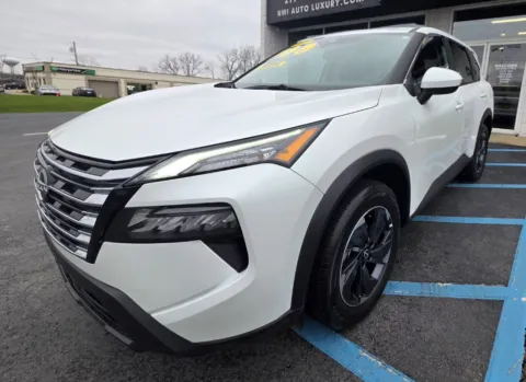 White 2025 NISSAN ROGUE SV for sale in Merrillville, IN