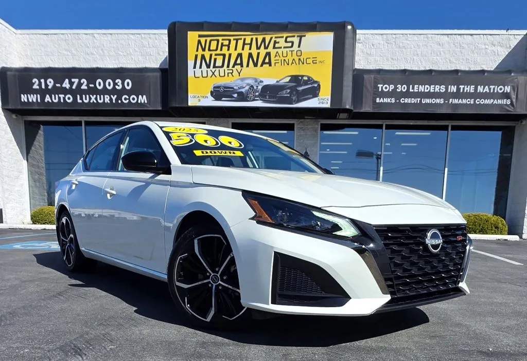 White 2025 NISSAN ALTIMA 2.5 SR for sale in Merrillville, IN