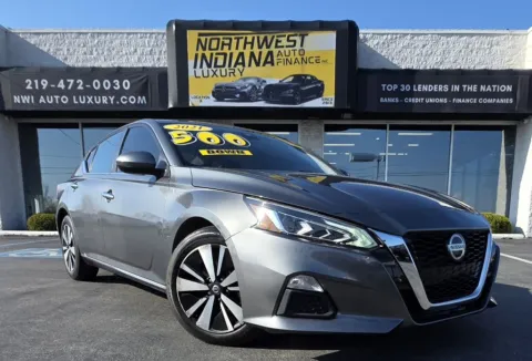 Gray 2021 NISSAN ALTIMA 2.5 SV for sale in Merrillville, IN