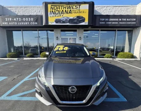 More photos of 2021 NISSAN ALTIMA 2.5 SV at NWI Auto Luxury Merrillville, IN